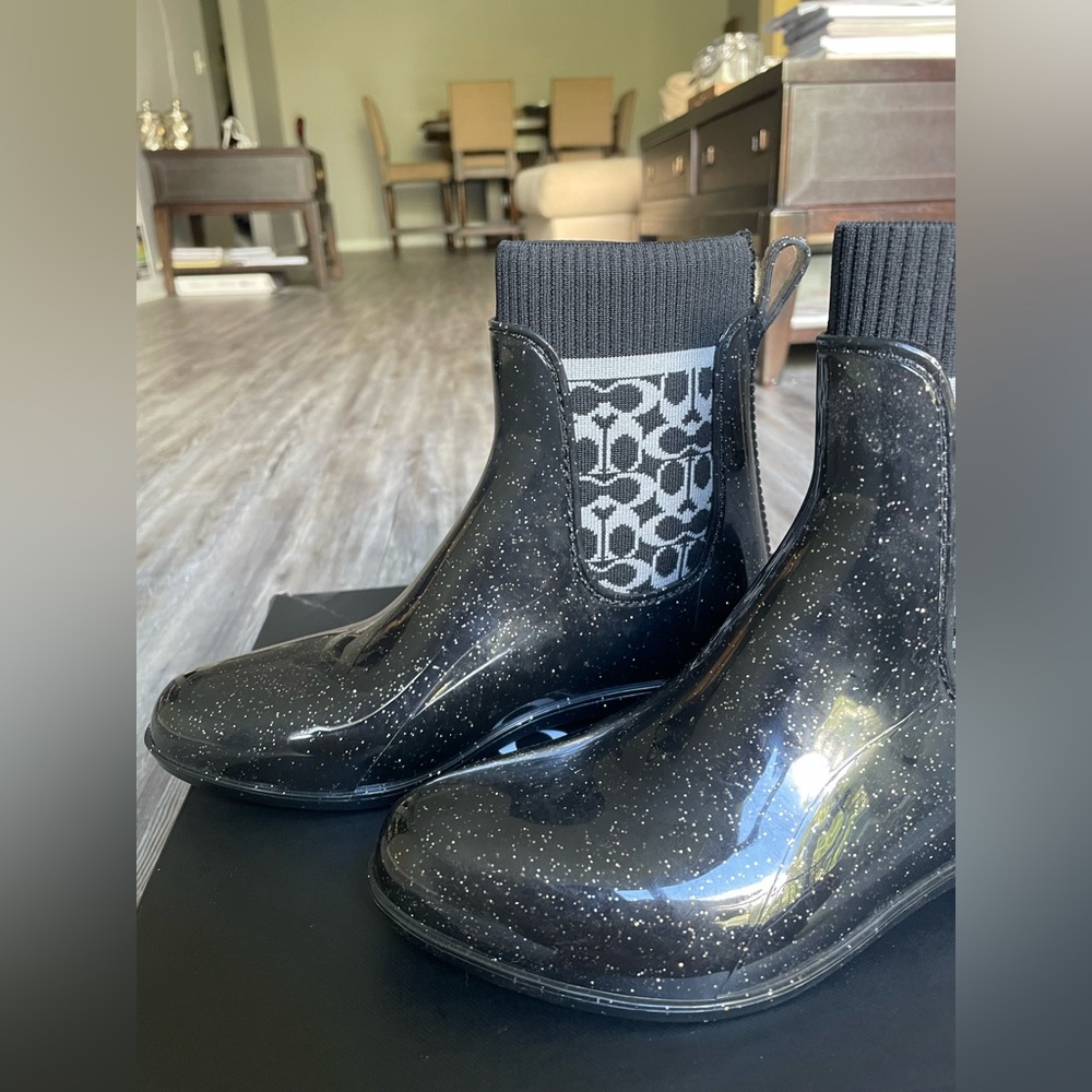 Coach boots